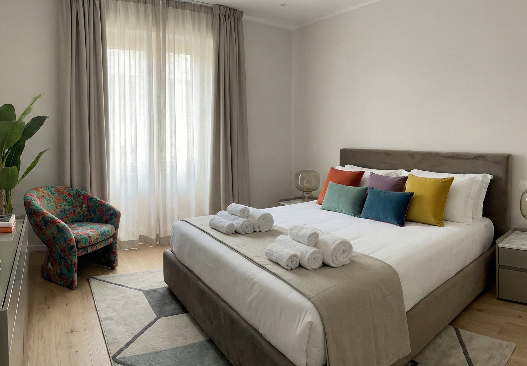 Emperor Retreat Apartment - Luxurious retreat in Naples, Italy